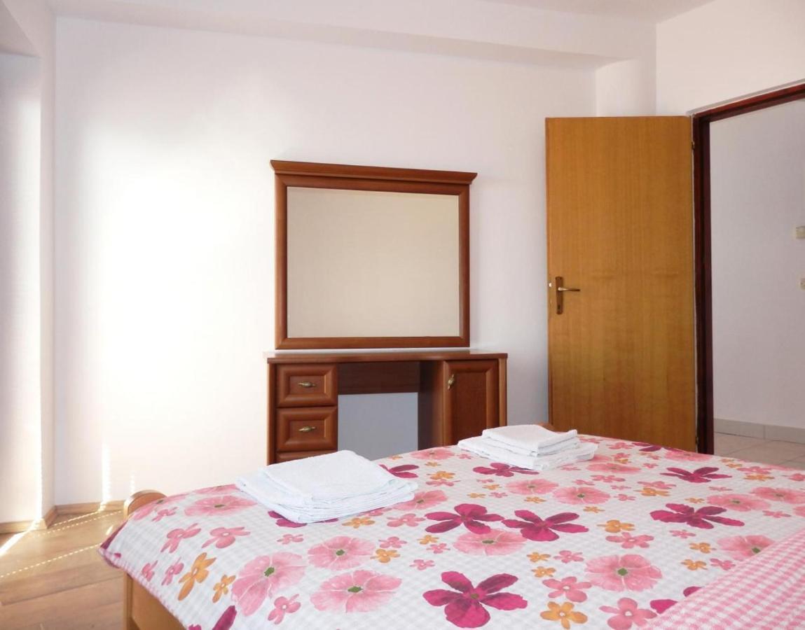 מדולין Sand Beach Apartment Idila מראה חיצוני תמונה