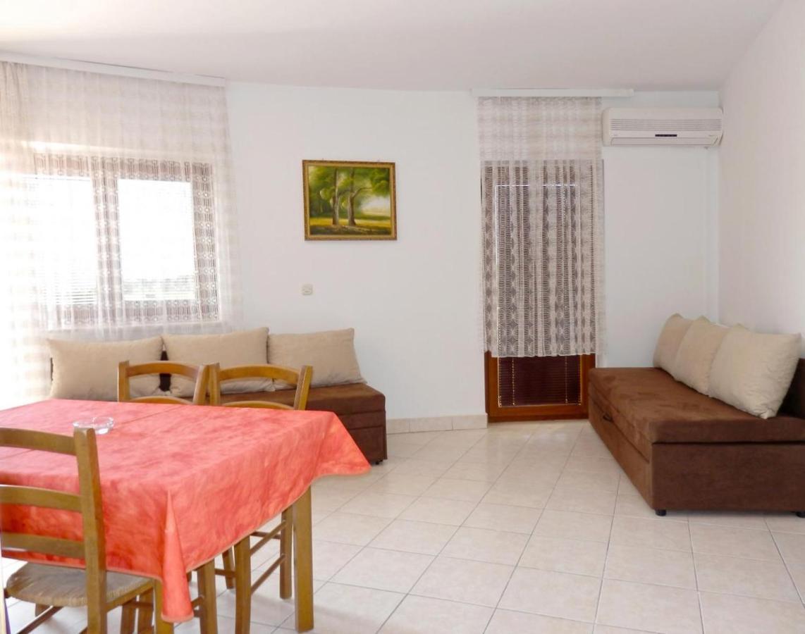 מדולין Sand Beach Apartment Idila מראה חיצוני תמונה