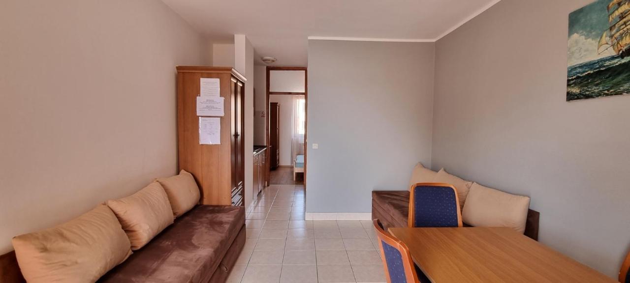 מדולין Sand Beach Apartment Idila מראה חיצוני תמונה
