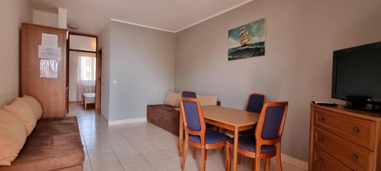מדולין Sand Beach Apartment Idila מראה חיצוני תמונה