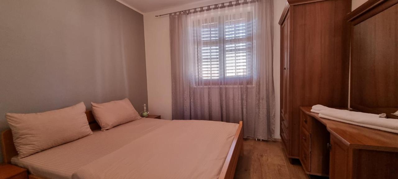 מדולין Sand Beach Apartment Idila מראה חיצוני תמונה
