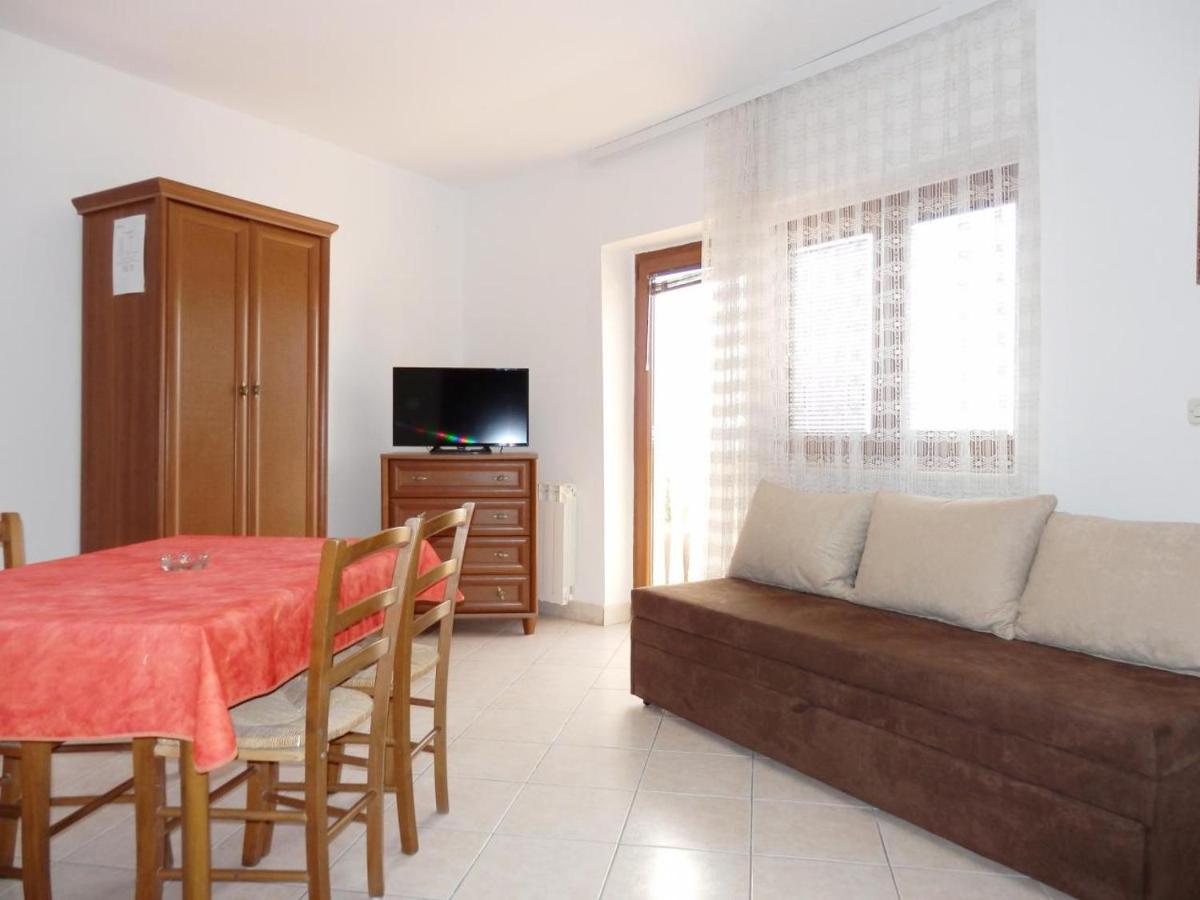 מדולין Sand Beach Apartment Idila מראה חיצוני תמונה